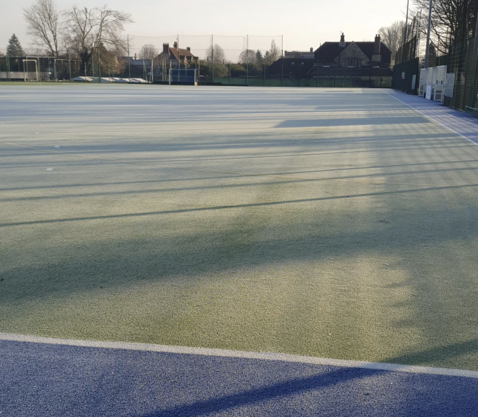 We have frost, the best frost. We have the greatest frost on our pitch.